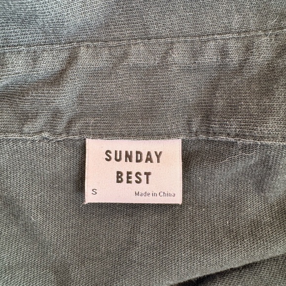 Aritzia Sunday Best Cropped Long Sleeve Polo - Picture 4 of 4
